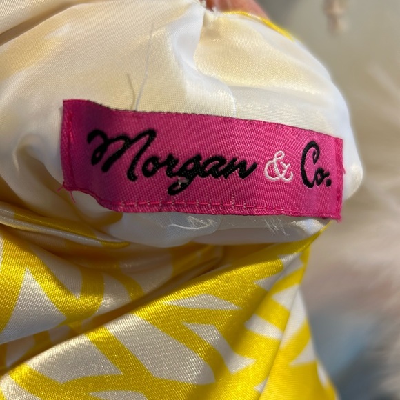 Beautiful yellow and white great Gatsby prom dress. - Picture 12 of 12